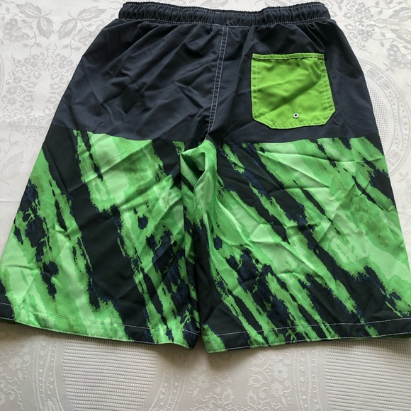 Minecraft Graphics Boys Size 14-16 Swimming Trunks Shorts Mesh Lining Elastic - Picture 2 of 13